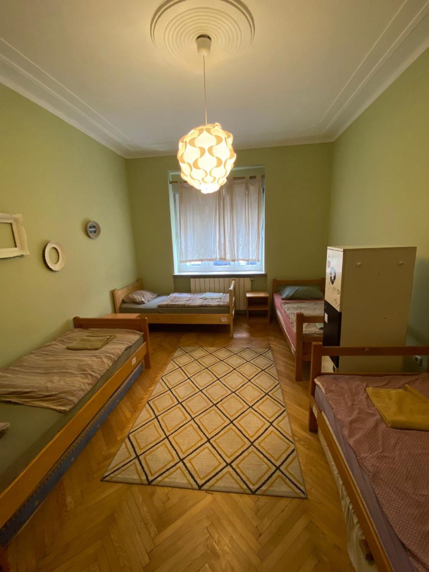 Hostelche Hostel Belgrad Exteriör bild